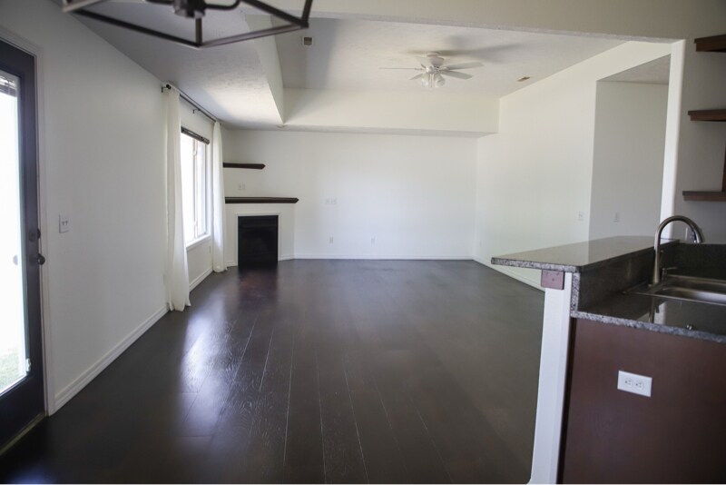 Building Photo - 108 Deer Run