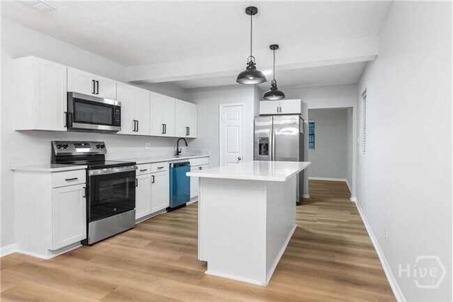 Building Photo - 2405 New York Ave