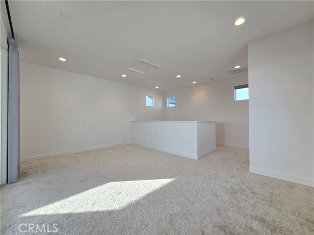 Building Photo - 179 Yugen