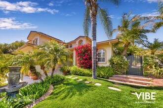 Building Photo - Gated Community-Lynn Oaks Estates Pool Hom...