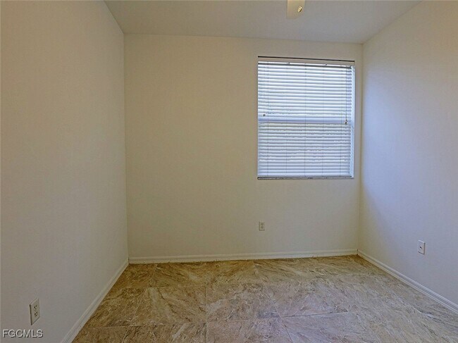 Building Photo - 15385 Bellamar Cir