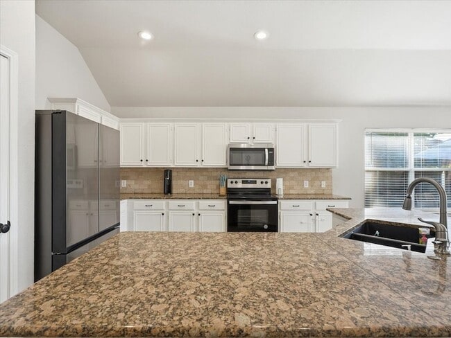 Building Photo - 1316 Pelham Ln