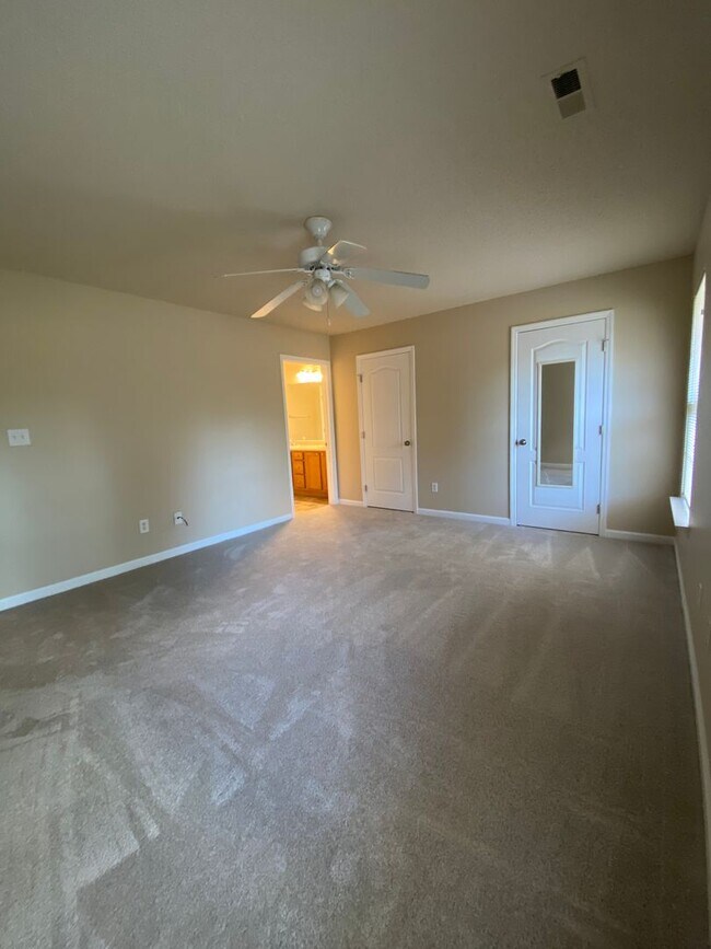Building Photo - Available For Immediate Move-In!
