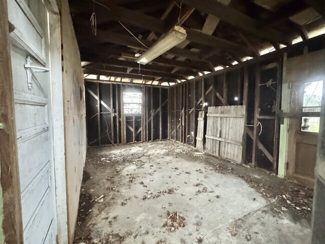 Building Photo - 3940 Schoolfield Rd