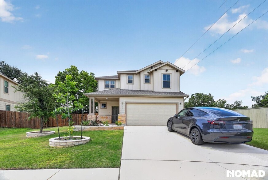 Building Photo - 417 Ln Dera Dr