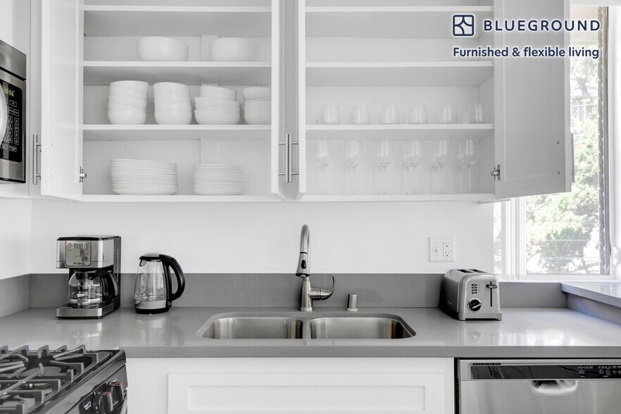 Building Photo - 115 N Wetherly Dr