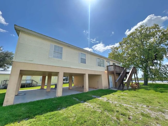Building Photo - 901 Thatcher Blvd