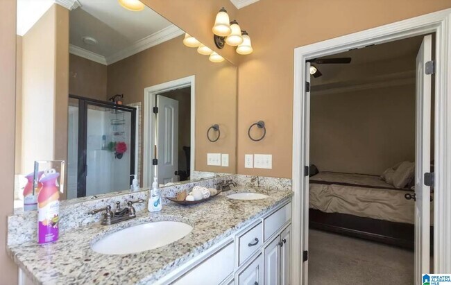 Building Photo - 1059 Kerry Dr