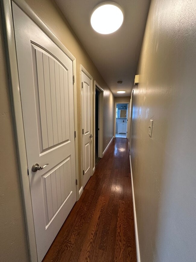 Building Photo - 2269 W Skyview Dr