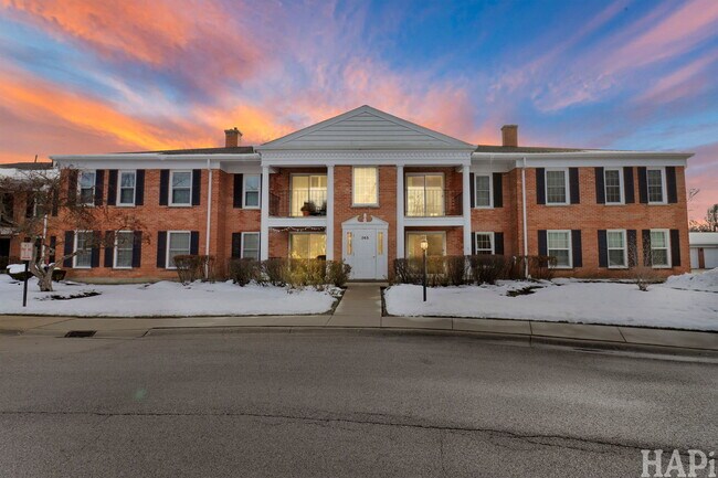 Building Photo - 591 Shorely Dr