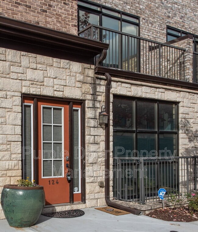 Building Photo - 1199 Huff Rd NW