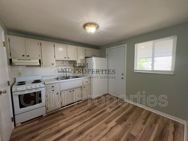 Building Photo - 11897 E Welland St