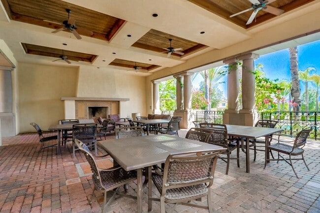 Building Photo - 2174 Desert Hare Ct