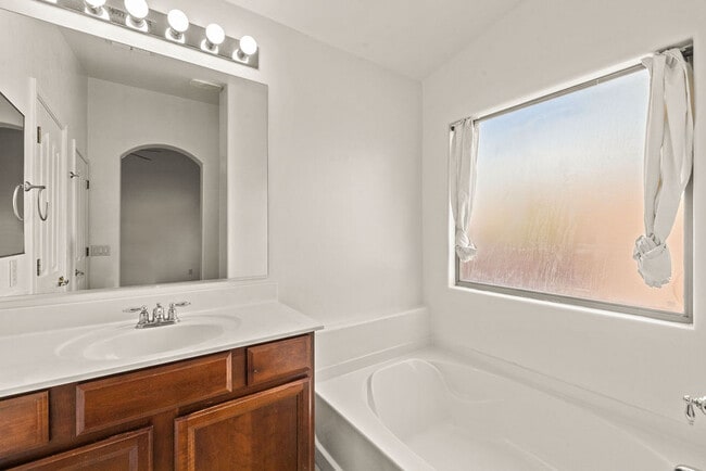 Building Photo - 13181 E Mesquite Flat Spring Dr