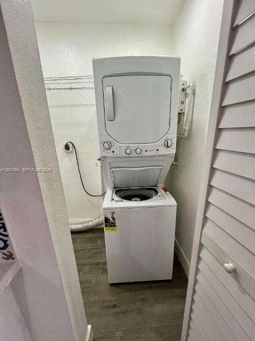 Building Photo - 2620 NW 18th Terrace