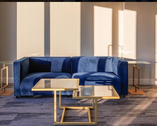 Primary Photo - 671 Ave E