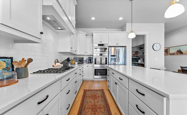 Building Photo - 6580 Sage Basin Way