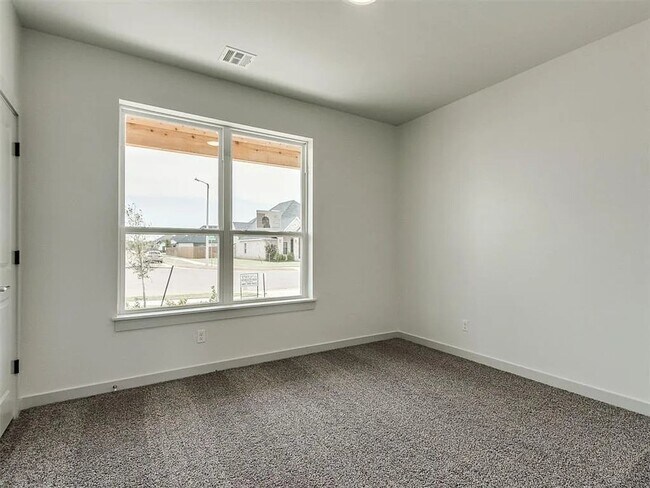 Building Photo - 4601 Olivera St