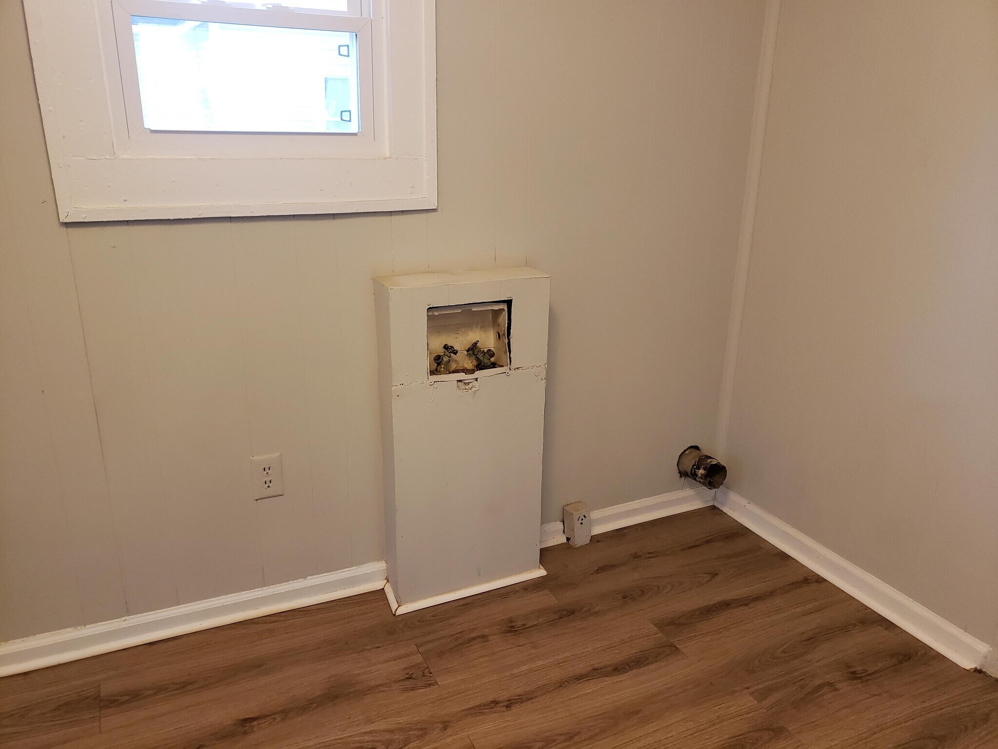 Building Photo - 4 West St