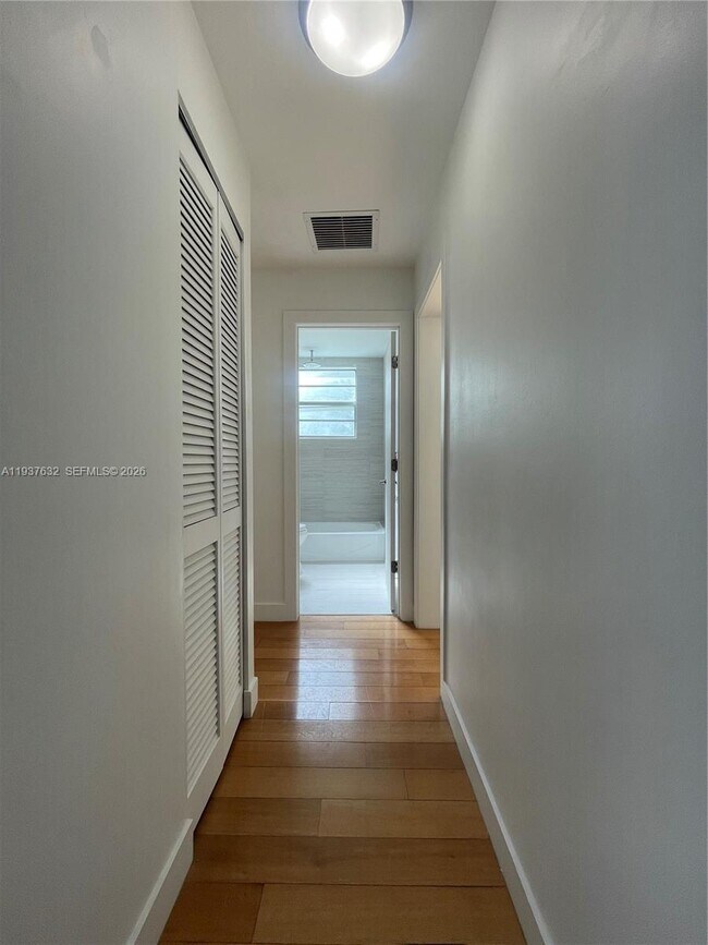 Building Photo - 2021 Meridian Ave