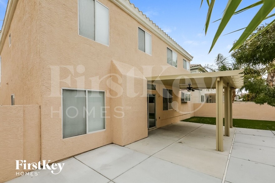 Building Photo - 7208 Golden Falcon St