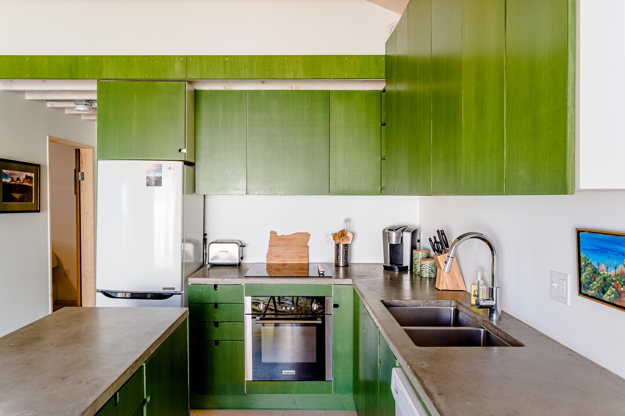 Building Photo - 8020 N Hurst Ave