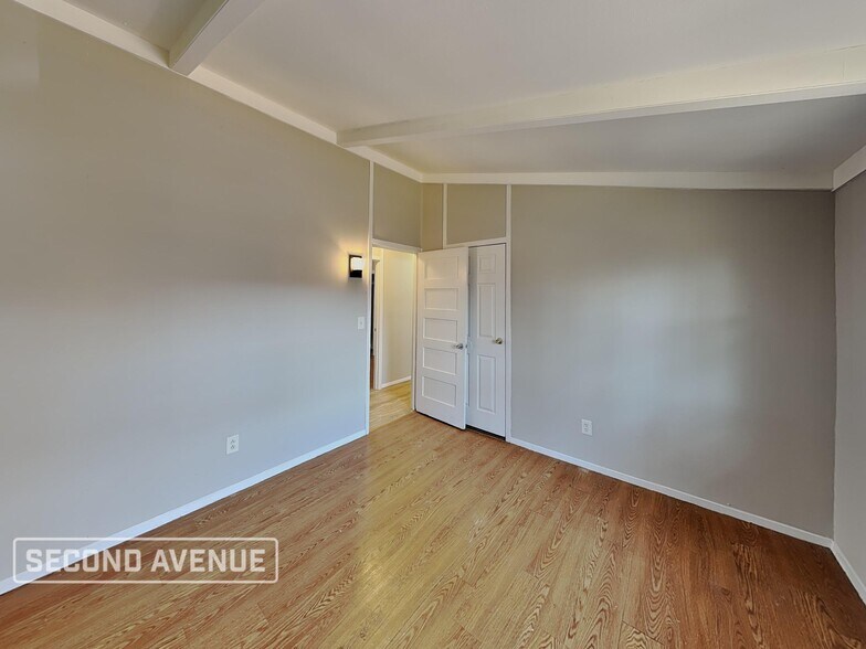 Building Photo - 4007 E 45th St