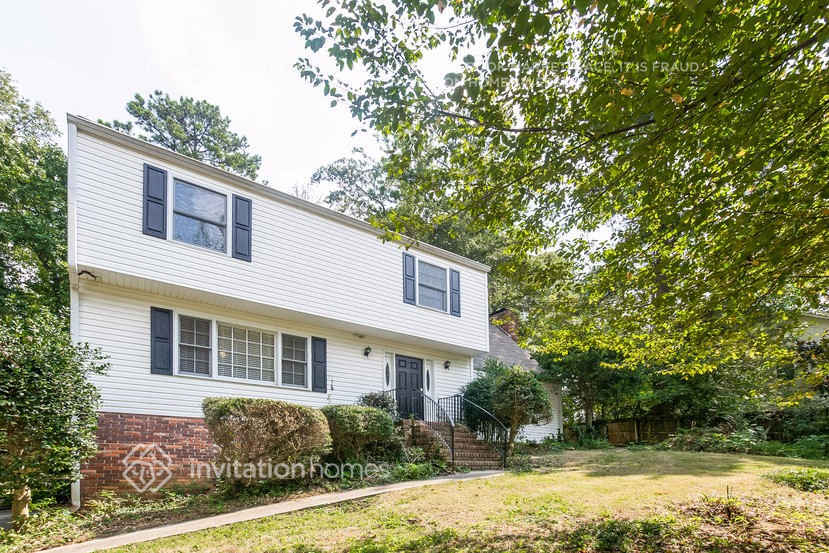 Building Photo - 2825 Cold Springs Trail SW