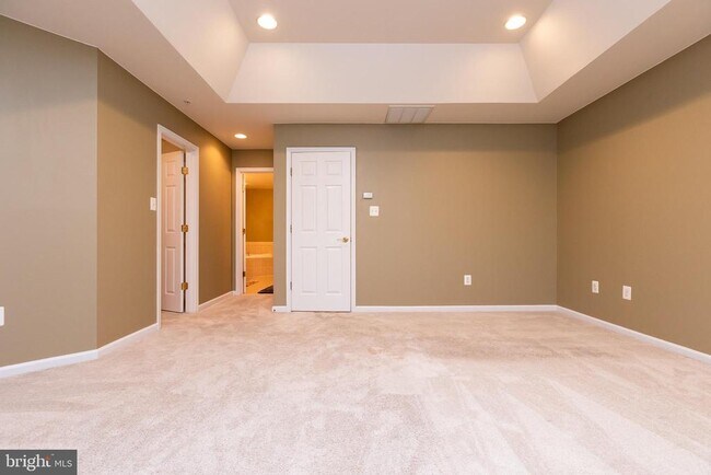 Building Photo - 1206 Maple Grove Ln