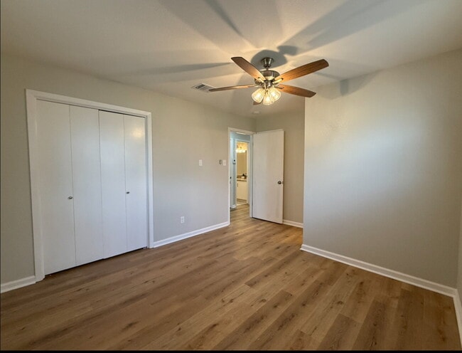 Building Photo - Where Classic Charm Meets Modern Comfort in Midway ISD