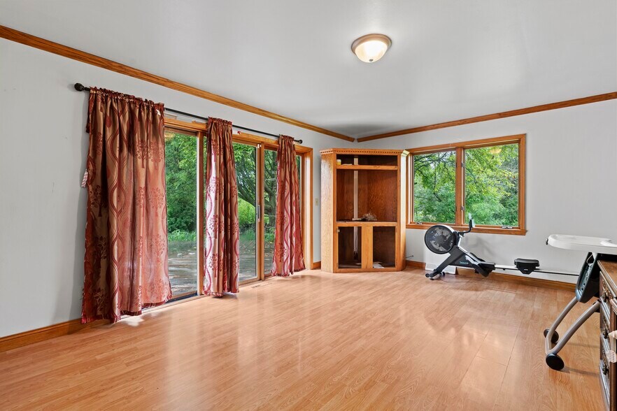 Room #2 - 21335 Northcape St