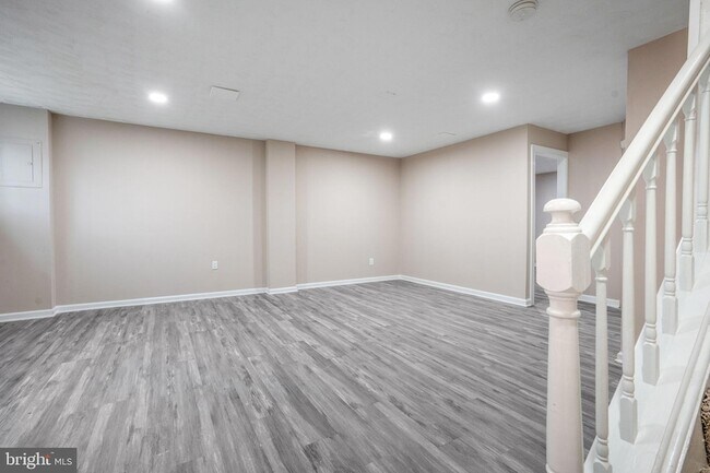 Building Photo - 3671 Waterwheel Square