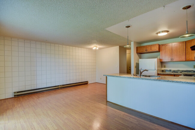 Building Photo - L730 Harrier