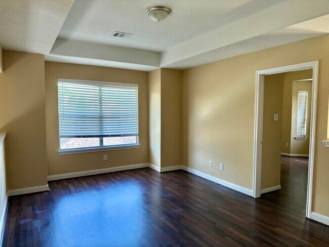 Building Photo - 17006 Maricella Cir