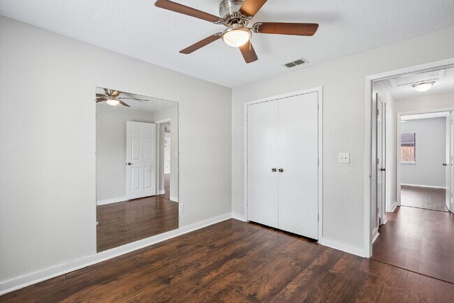 Building Photo - Charming 3-Bedroom Home in Desirable Oviedo!