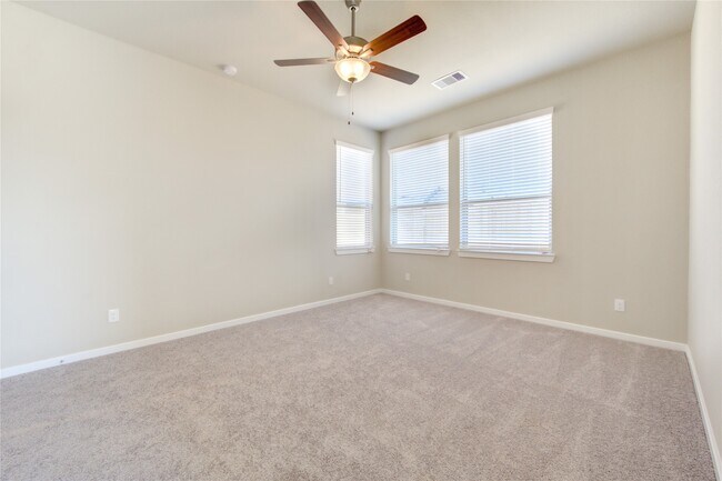 Building Photo - 4203 Maple Glen Dr