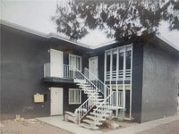 Building Photo - 1423 Sombrero Dr