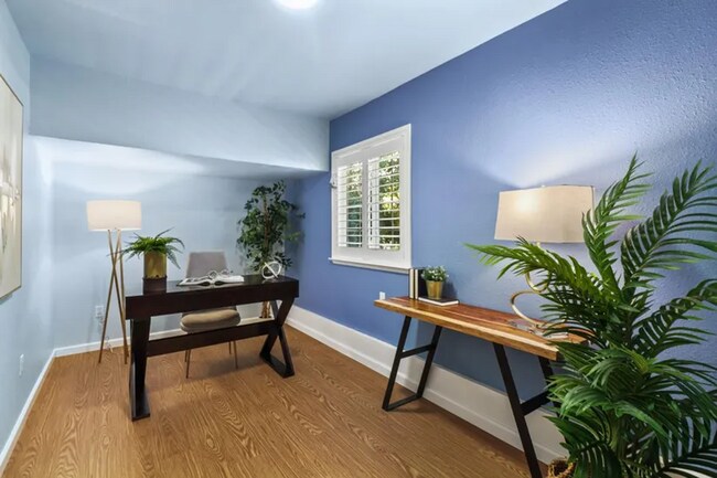 Building Photo - Charming 3 bed 1 bath home in Davis