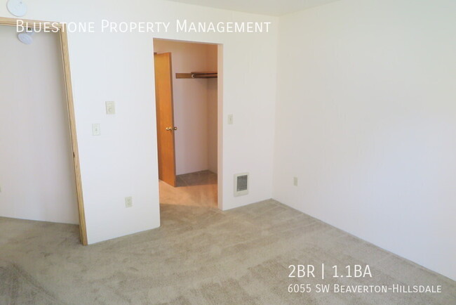 Building Photo - Washer & Dryer IN UNIT!!! first floor unit