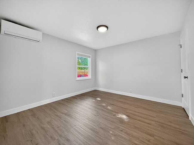 Building Photo - 8441 47th Ave S