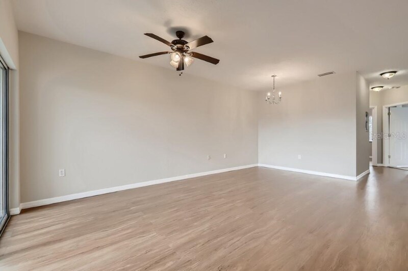 Building Photo - 6011 Portsdale Pl