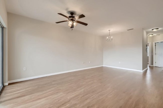 Building Photo - 6011 Portsdale Pl