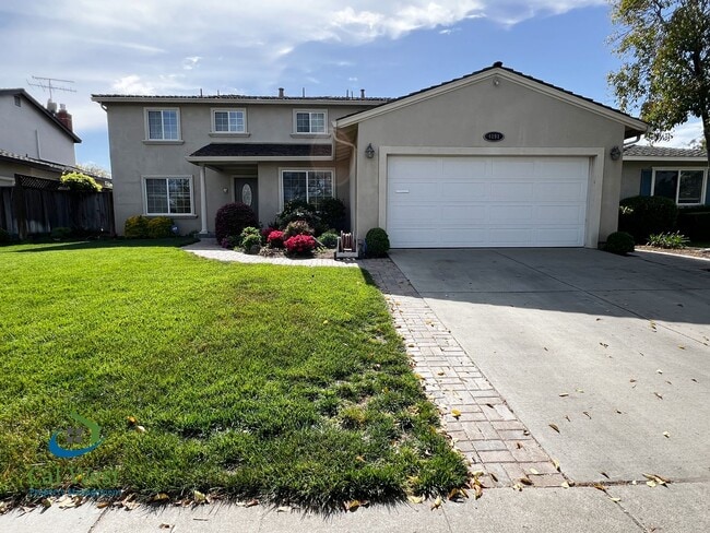Building Photo - $4,695 - Beautiful 5 Bedroom 2.5 Bath Two ...