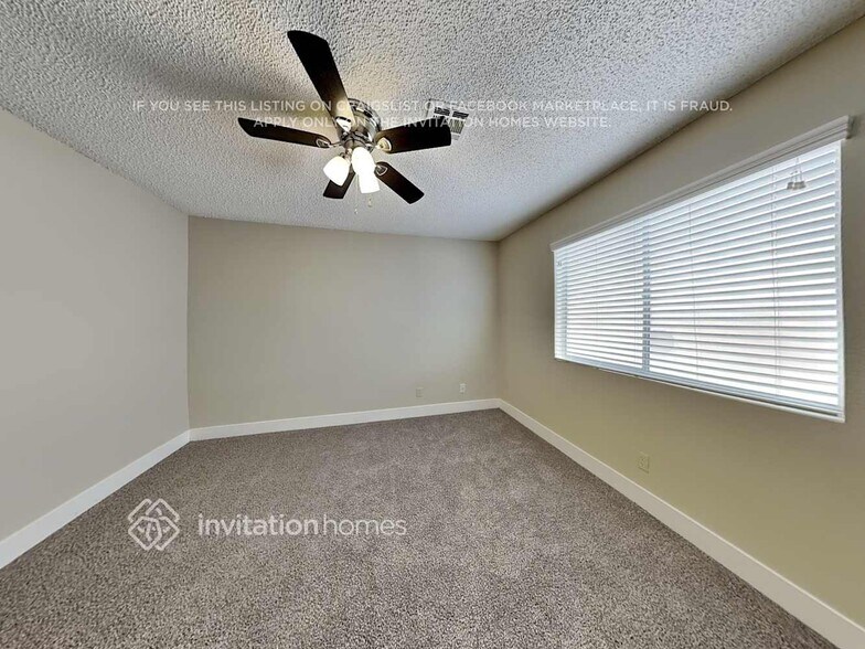 Building Photo - 1401 Lucia Dr