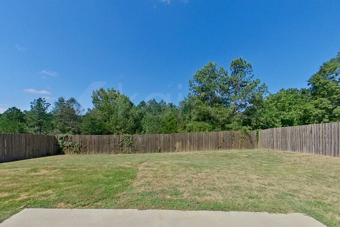 Building Photo - 724 Park Ln