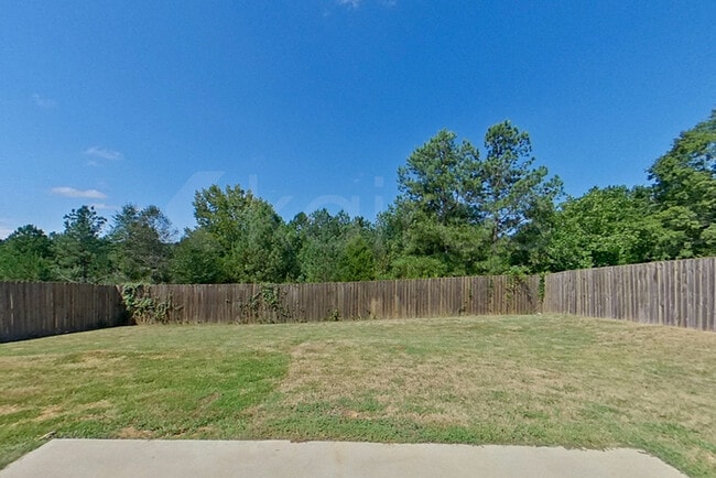 Building Photo - 724 Park Ln