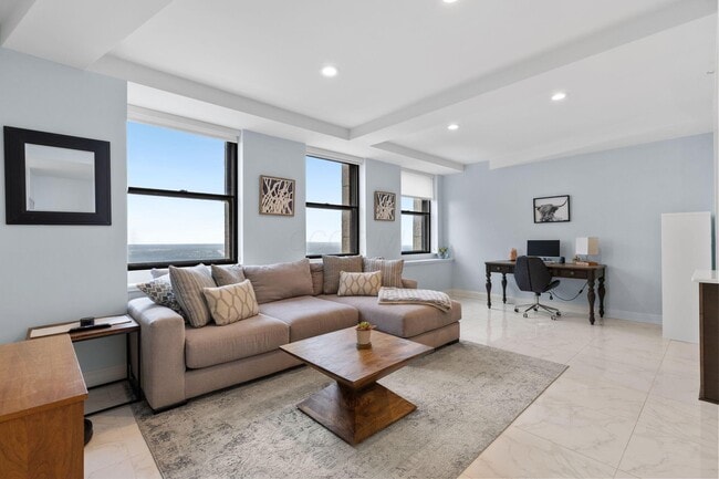 Building Photo - 50 W Broad St