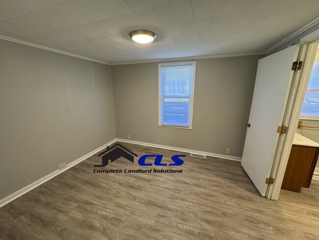 Building Photo - 3100 N 14th St