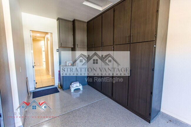 Building Photo - 4179 E Cynthia St