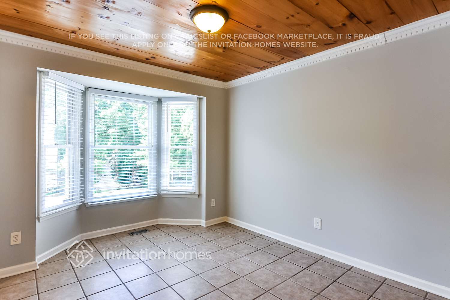 Building Photo - 1017 Riderwood Ct